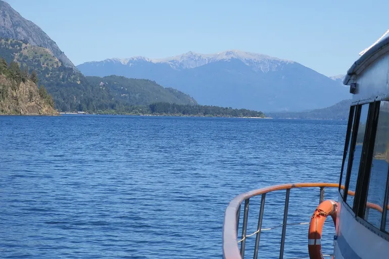 GES donates life jackets to 'Bono' students who sail to school